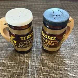 Vintage Tennessee Barrel Salt and Pepper Shakers